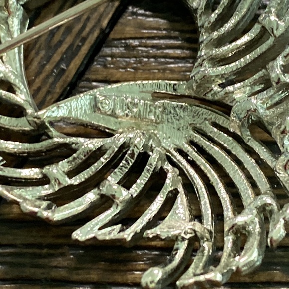 Lot of 4 Vintage Brooches - Trifari, Lisner, Giovanni, Van Dell - Picture 3 of 8